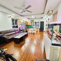 Bán căn góc 2 ngủ full đồ  view hồ chung cư Thanh Hà