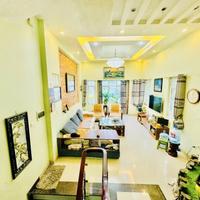 BÁN NHÀ XUAN ĐỈNH_ LÔ GÓC _HẦM ĐỂ OTO_ THANG MÁY DẠNG BIỆT THỰ NHỎ,KINH DOANH .105 M CHÀO:25.X TỶ