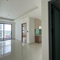 Căn góc 73m2 - 2PN2WC - Giá 4.2 tỷ - View 3 mặt  - Q7 Riverside