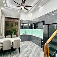 BÁN NHÀ PHỐ LIỀN KỀ LÀNG ĐẠI HỌC - SÁT METRO - THANH TOÁN CHỈ 1 TỶ