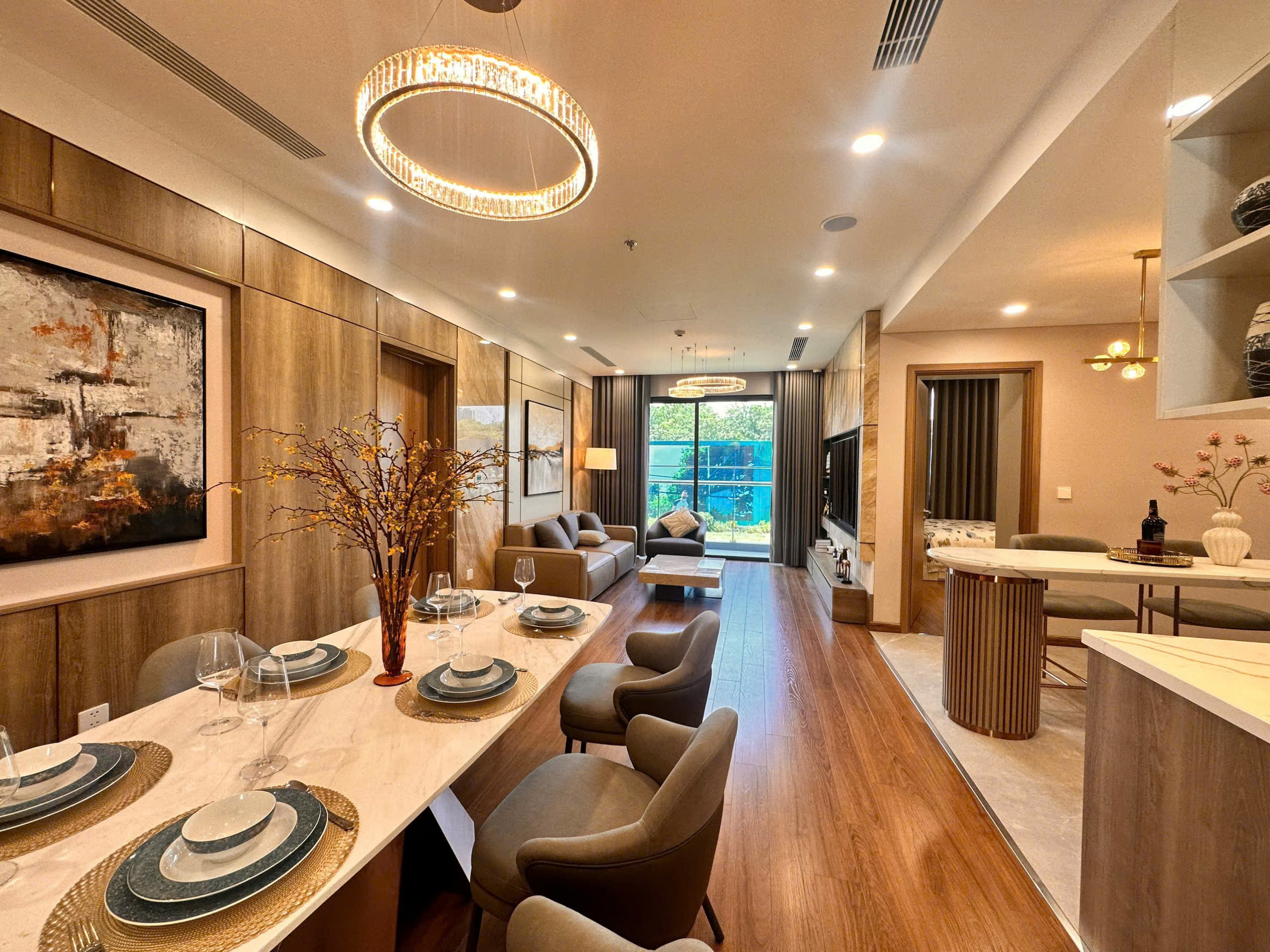 Jade Square Phạm Văn Đồng. Bản đặc biệt 3Pn - 128m2. Kính Low - e View toàn cảnh Sông Hồng