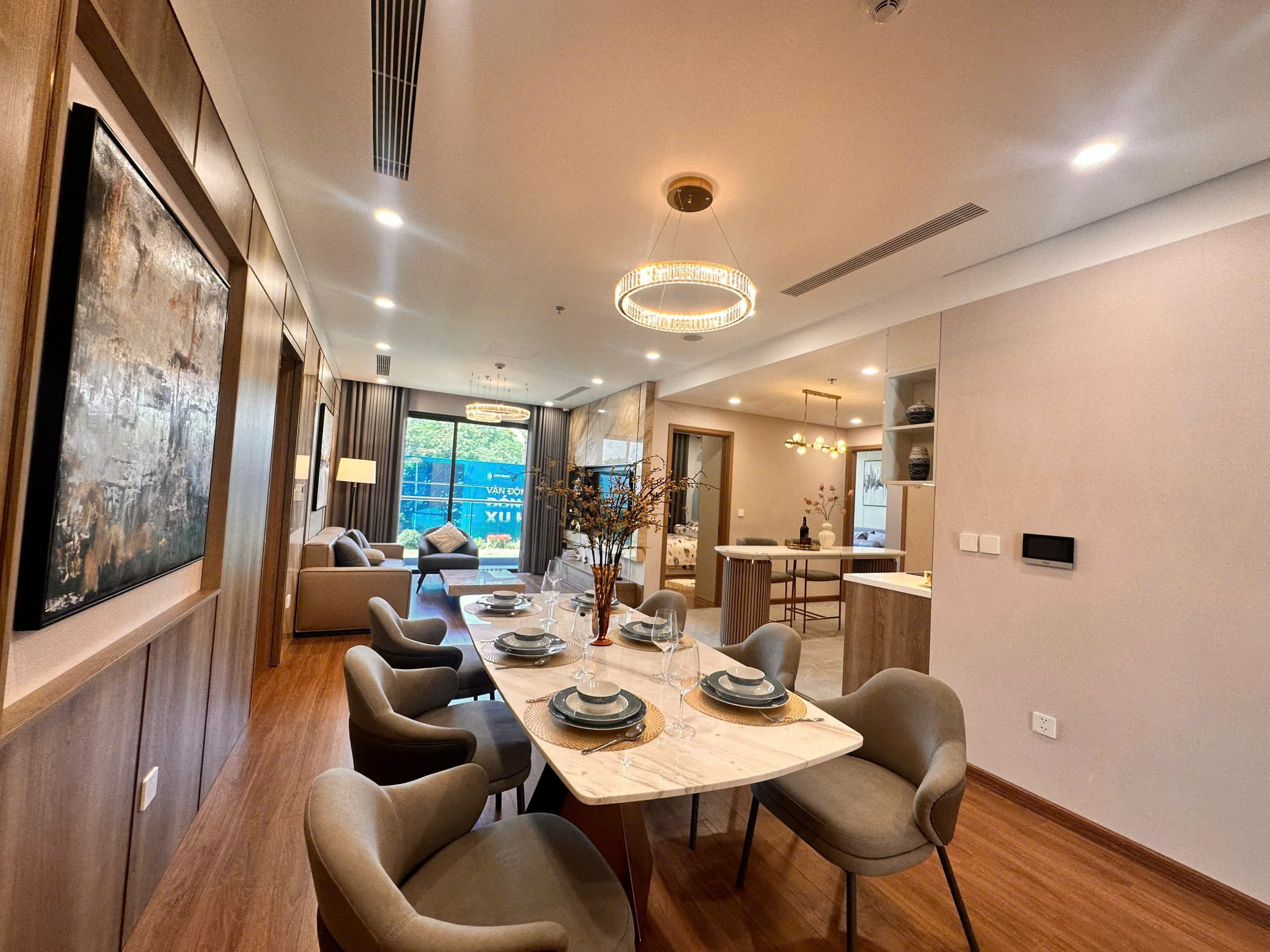 Jade Square Phạm Văn Đồng. Bản đặc biệt 3Pn - 128m2. Kính Low - e View toàn cảnh Sông Hồng