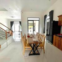 HOT...BIỆT THỰ MINI CỰC ĐẸP TẶNG NỘI THẤT GẦN TRUNG TÂM