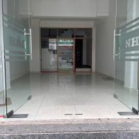 Cho thuê nhà mặt tiền đường Huỳnh Văn Bánh, Phú Nhuận tiện ở và kinh doanh với 7PN, 8WC và 1 MBKD