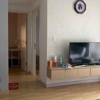 chính chủ bán gấp Dt 75m2 
chính chủ bán gấp Dt 75m2  Căn hộ 2 PN 2wc . vtoa T1 lau 18 . căn góc