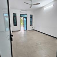 Cho thuê nhà ngõ 110 Trung Kính, DT 92m2 x 5 Tầng, Mặt tiền 4.2m, 9 phòng, Đường 12m, ô tô đỗ cửa.