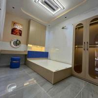 Sát chợ 26/3 - khu buôn bán sầm uất, hẻm 6m ô tô ngủ trong nhà