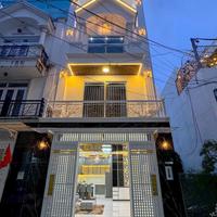 Bán ngôi nhà Hẻm Xe Hơi 7M - 4 Tầng - 5PN - Huỳnh Tấn Phát - Chỉ Nhỉnh 7T