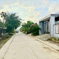 Bán 2 lô liền kề hơn 260m2, giá chỉ 6tr/m2, cách trục chính chỉ 20m, giáp Hoà Vang