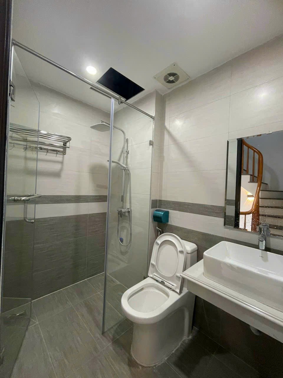 Bán nhà riêng 48m2 Đồng Tháp, Đan Phượng. Xây đơn lập 4 tầng, 4 ngủ. Ngõ thông Ôtô dừng đỗ