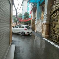 Nhà đẹp Hoàng Quốc Việt, gần ôtô, hồ điều hòa, DT30m2, MT4m, 6 tầng thang máy ( 9.5 tỷ)