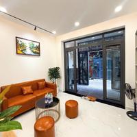 SÁT RẠCH XUYÊN TÂM – HẺM Ô TÔ – FULL NỘI THẤT – CHỈ 7.68 TỶ