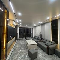 BÁN NHÀ NGÔ GIA TỰ ,OTO ĐỖ CỬA,THANG MÁY,PHÂN LÔ,ĐẸP LONG LANH,72M NHỈNH 13 TỶ