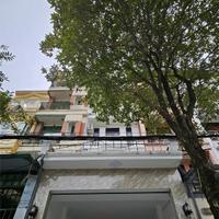 Cho thuê nhà Ngõ 110 Trung Kính, 92m2, xd 5 Tầng Đẹp, 9PN, Oto đỗ cửa, Tiện KD