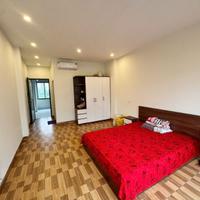 Cần bán 45m2 nhà 5 tầng đường ô tô tránh, trong ngõ 44 Đức Giang - Gần trường học các cấp, chợ