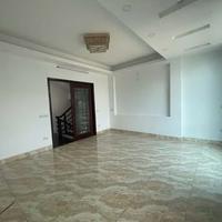 SIÊU PHẨM TRUNG TÂM CẦU GIẤY - PHÂN LÔ Ô TÔ - NGÕ THÔNG, GẦN PHỐ - KHÁCH XEM LÀ CHỐT