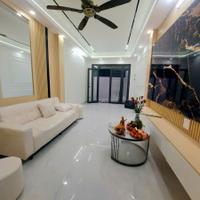 SIÊU PHẨM GIÁP BÁT - 5 TẦNG THANG MÁY - FULL  NỘI THẤT  40m2 5 tầng mặt tiền 3.1m Giá 11.8 tỷ