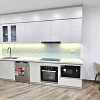 20.11.25.1 Bán 3 ngủ Trung Hòa - Hoàng Đạo Thúy, dt120m2, nội thất mới tinh nhập khẩu 100% đẹp như