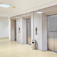 20.11.25.1 Bán 3 ngủ Trung Hòa - Hoàng Đạo Thúy, dt120m2, nội thất mới tinh nhập khẩu 100% đẹp như