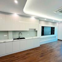 Cần Tiền Bán Gấp Nhà 42m2 6 Tầng Hàng Xóm TTTM Aeon Long Biên, Gara 7 Chỗ - Nhỉnh 13 Tỷ