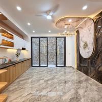 Bán nhà 1 trệt 1 lầu sổ hồng riêng 120m2 chỉ 2,1 tỷ ngay Trung tâm Thủ Dầu Một