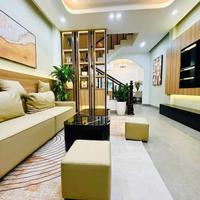 BÁN NHÀ NGUYỄN KHANG CẦU GIẤY NGÕ NÔNG GẦN PHỐ VỊ TRÍ SIÊU  ĐẸP 40M 5 TẦNG 13,7 TỶ