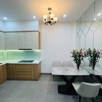 BÁN NHÀ NGUYỄN KHANG CẦU GIẤY NGÕ NÔNG GẦN PHỐ VỊ TRÍ SIÊU  ĐẸP 40M 5 TẦNG 13,7 TỶ