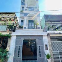 GIÁ RẺ BẤT NGỜ – Nhà 1 Trệt 2 Lầu 5x25 – FULL Nội Thất – Sân Sau Thoáng – Chỉ 2 TỶ 850