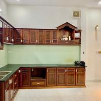 + Khuê trung cẩm lệ, nhà 3 tầng mặt tiền kinh doanh, lê đại hành, gần nguyễn hữu thọ.