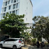 + Khuê trung cẩm lệ, nhà 3 tầng mặt tiền kinh doanh, lê đại hành, gần nguyễn hữu thọ.