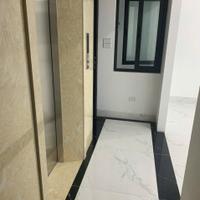 Cho thuê nhà, PCCC, THANG MÁY, Vỉa hè, 102m2_ 4T, Phố Duy Tân-30 Tr