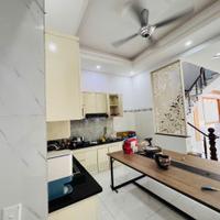 NHÀ MẶT TIỀN VINCOM DĨ AN – ĐƯỜNG 20M-75M² GIÁ 7 TỶ (~93.3TR/M²) –