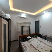 Bán nhà đường số 35, Hiệp Bình Chánh, Thủ Đức, TP HCM. DT 240m2, 3 tầng, 4PN, SHR. Giá 18.9 tỷ.