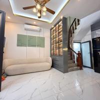 Bán nhà Lĩnh Nam – Hoàng Mai – Hà Nội – 32m2 – Mặt tiền 5m – 5 tầng – 3 ngủ - chào 6,8 tỷ.