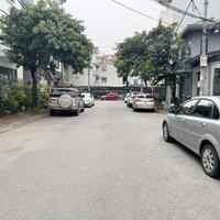 Chính chủ bán 85,1m2 nhà 3 tầng khu đấu giá S3 Việt Hưng. Nhà mới xây về ở được luôn