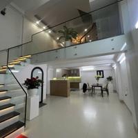 HIẾM - GIANG VĂN MINH - TRUNG TÂM QUẬN BA ĐÌNH - NGÕ THÔNG TỨ TUNG - NHÀ ĐẸP Ở NGAY - 10M RA OTO