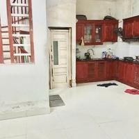 Bán nhà Võ Chí Công thông Hoàng Quốc Việt 40m, 4 tầng vị trí tốt, mặt tiền lý tưởng.