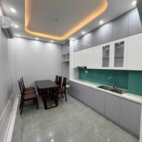 BÁN NHÀ THANH AM LONG BIÊN,OTO ĐỖ CỔNG,LÔ GÓC,THANG MÁY,42M NHỈNH 9 TỶ