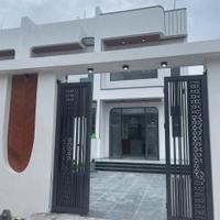 Nhà mới xây , đã hoàn công xã Mỹ Hạnh Nam, Đức Hòa dt 125m2 1 lửng , 3pn, 2wc giá 2,25 tỷ