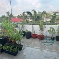 Nhà đẹp 2 lầu Nhỉnh 5 Tỉ Nhà phố liền kề, kế chợ Long Trường Q9