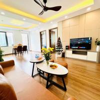 Thoáng Đẹp, Tòa B10 Nam Trung Yên 69m, 2PN 2WC, Nội thất xịn sò, 6.88 tỷ