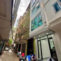 NHÀ ĐẸP PHÂN LÔ Ô TÔ ĐỖ CỬA -KINH DOANH Đường Láng 37m2 X 5 Tầng15.8 Tỷ Đống Đa Hà Nội.