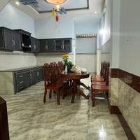 Bán nhà Tân Thới Hiệp Quận 12 đường 8m xe tải, vị trí đẹp gần trung tâm tiện ích