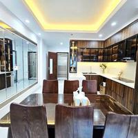 Nhà Xuân La 43m, 6 tầng, full nội thất, thang máy! Nhà mới xách Vali đến ở!