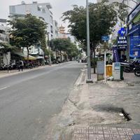 Bán nhà Mặt tiền Trần Huy Liệu - gần Hoàng Văn Thụ, 10,7x14m, 2 Tầng cũ, tiện xây, 32 tỷ.