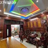 Nhà nội thất gỗ cao cấp, 114m2, 3 tầng, 8.25 tỷ, Hiệp Bình Phước