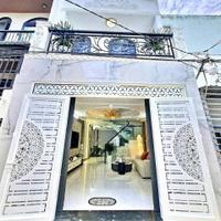 Cần bán nhà phố  vừa hoàn thiện  giá rẻ