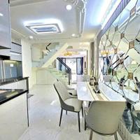 Cần bán nhà phố  vừa hoàn thiện  giá rẻ