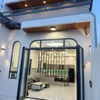 BÁN NHANH NHÀ CẤP 4 HIỆN ĐẠI VỪA XÂY XONG-GIÁ CHỈ HƠN 1 TỈ-SHR,TC