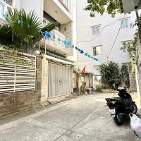 NGAY HUTECH - KHU PHÂN LÔ DÂN TRÍ - HẺM XE HƠI VÀO NHÀ - 4.2M X 22M VUÔNG VỨC